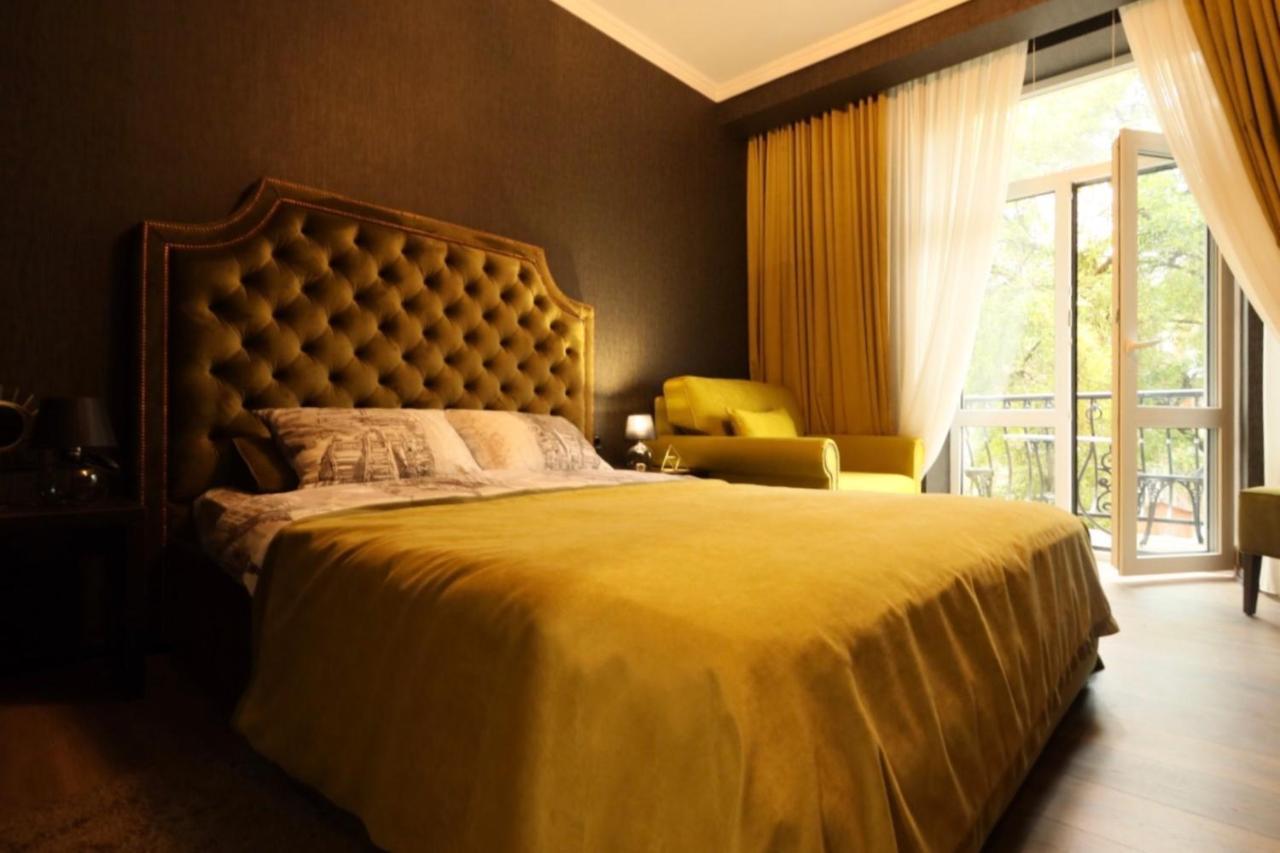 Apartments Lux In City Center إلفيف المظهر الخارجي الصورة