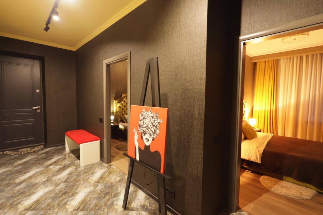 Apartments Lux In City Center إلفيف المظهر الخارجي الصورة