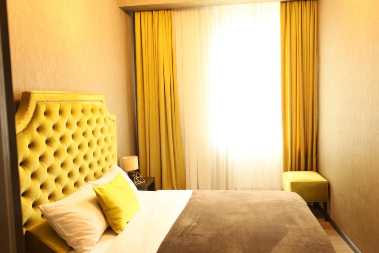 Apartments Lux In City Center إلفيف المظهر الخارجي الصورة