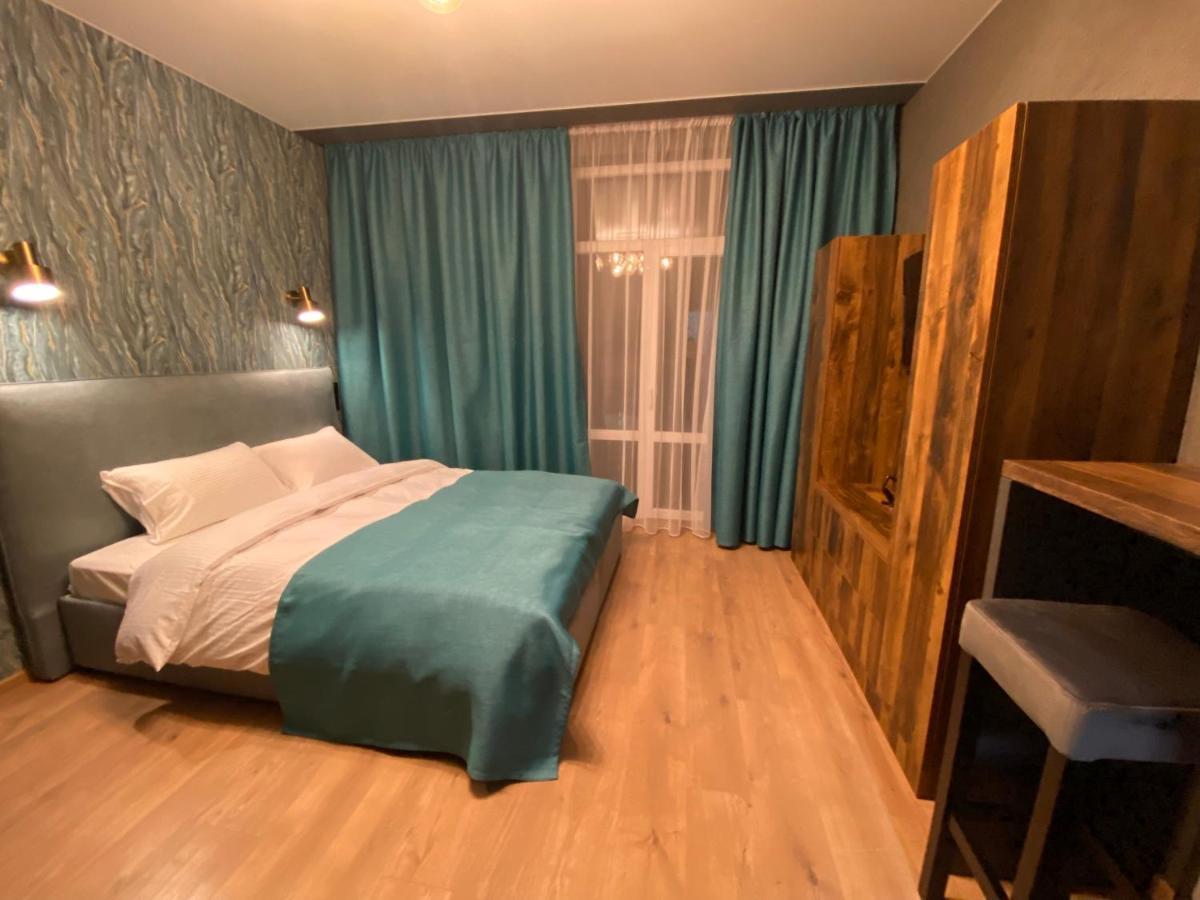 Apartments Lux In City Center إلفيف المظهر الخارجي الصورة