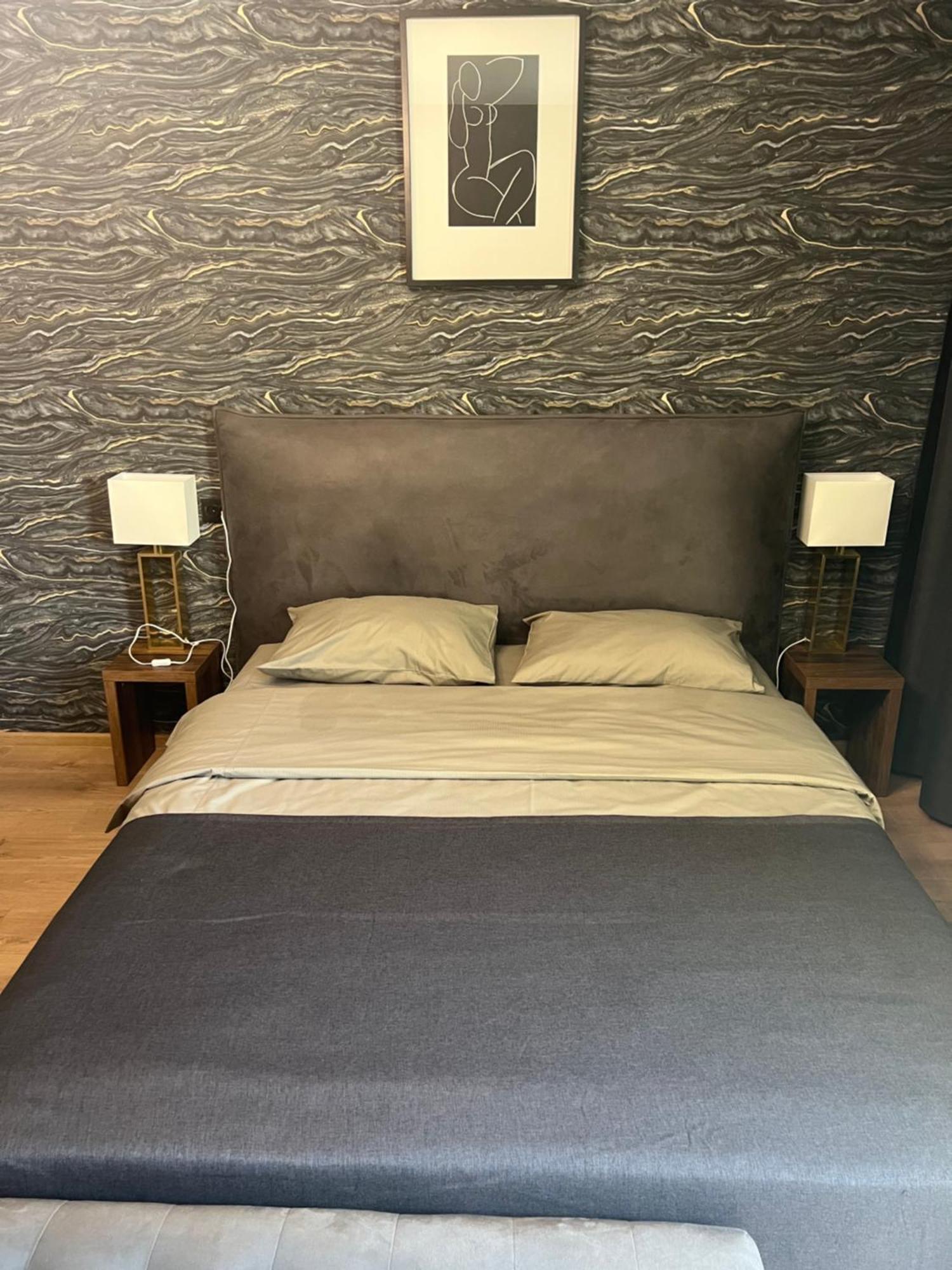 Apartments Lux In City Center إلفيف المظهر الخارجي الصورة