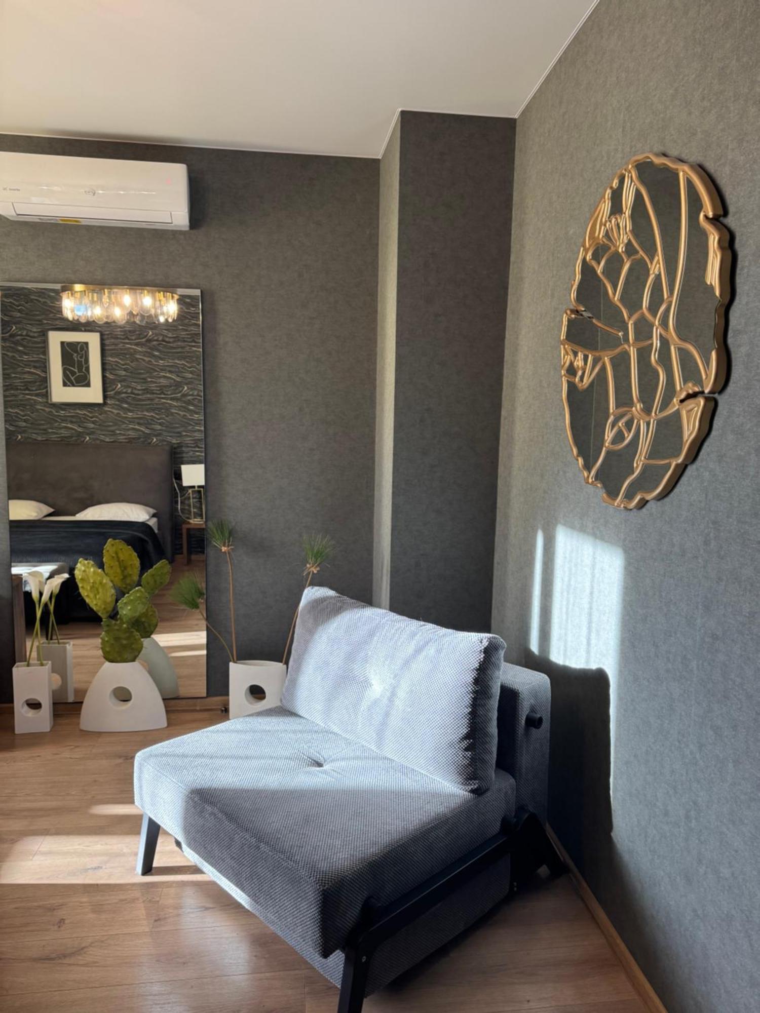 Apartments Lux In City Center إلفيف المظهر الخارجي الصورة