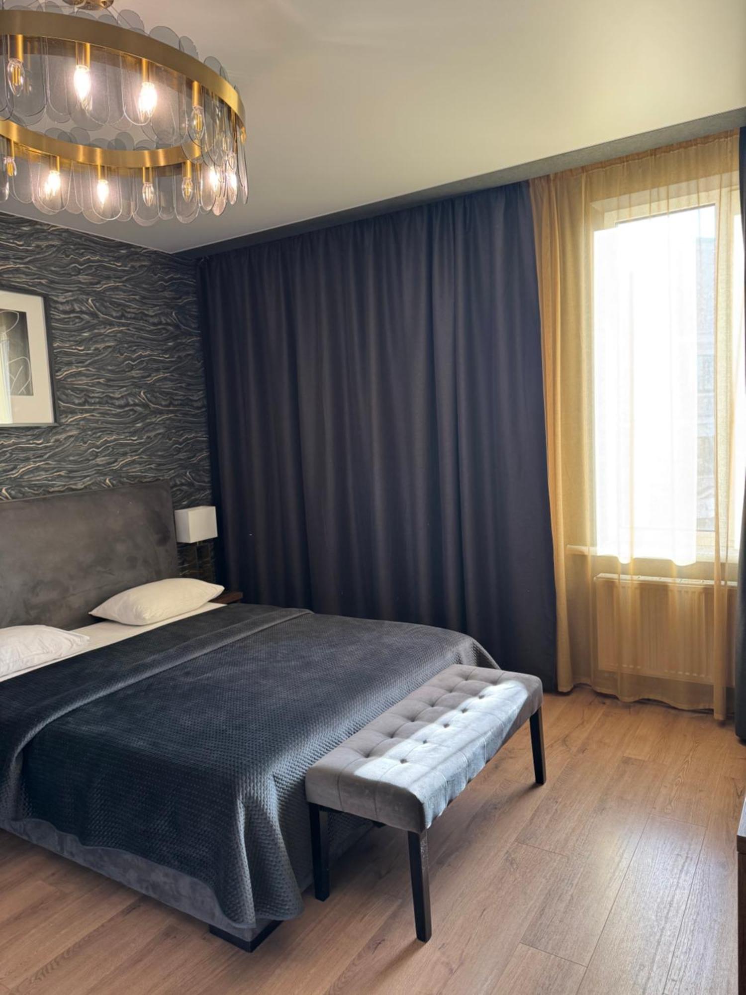 Apartments Lux In City Center إلفيف المظهر الخارجي الصورة