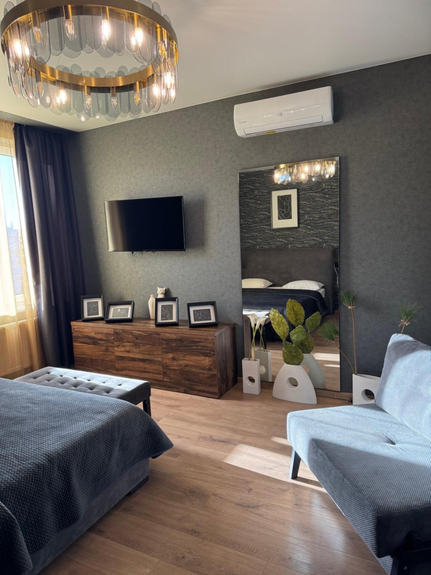 Apartments Lux In City Center إلفيف المظهر الخارجي الصورة