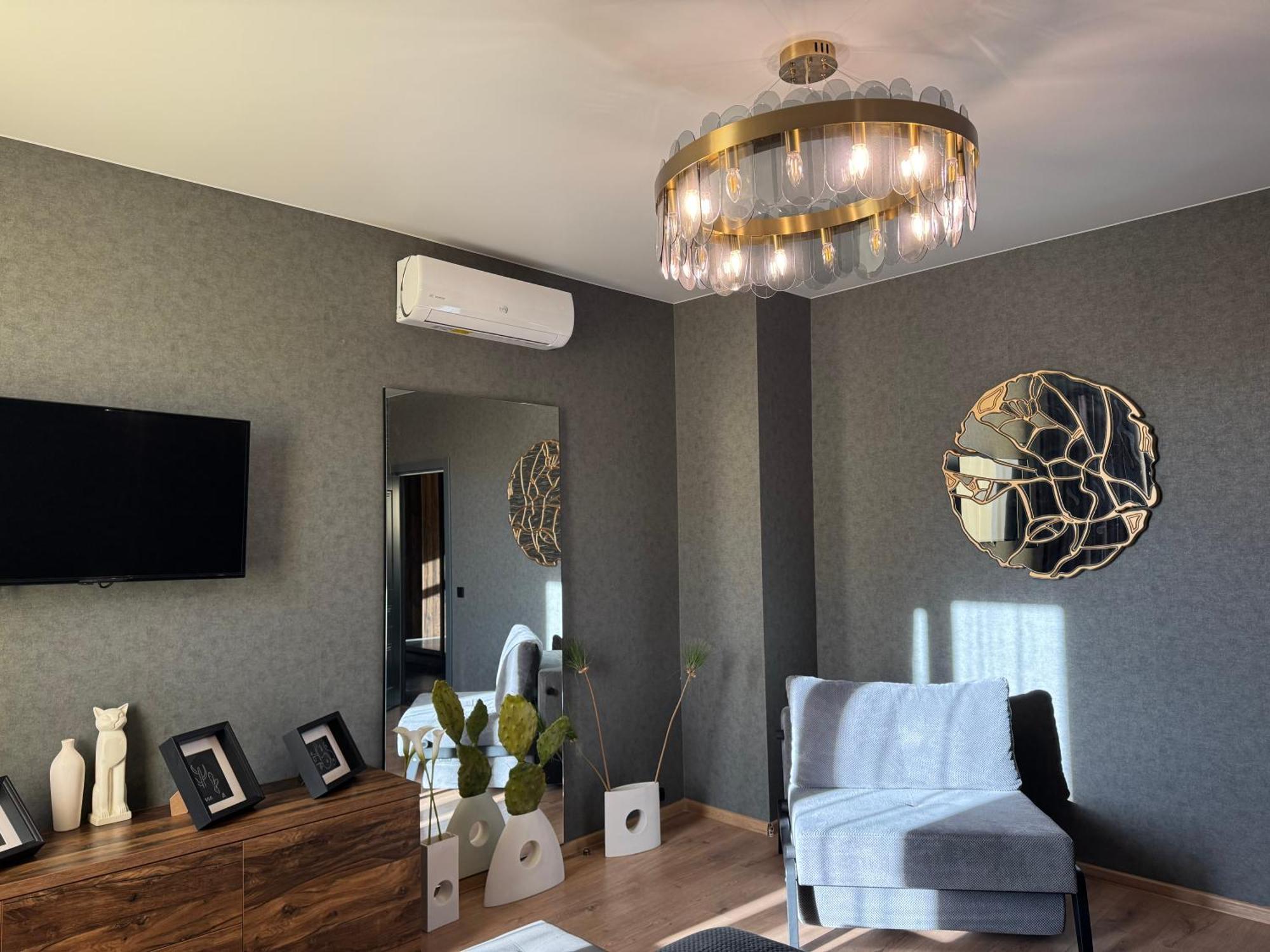 Apartments Lux In City Center إلفيف المظهر الخارجي الصورة